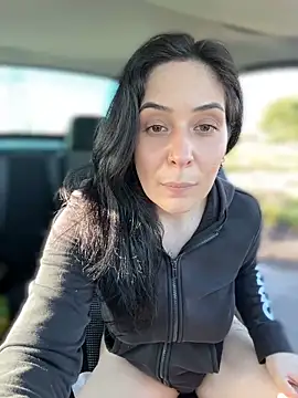 Lilith  D online show from February 4, 2025, 4:08 pm