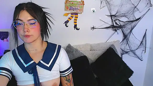 Isa Maiden1 online show from October 24, 2025, 2:27 pm