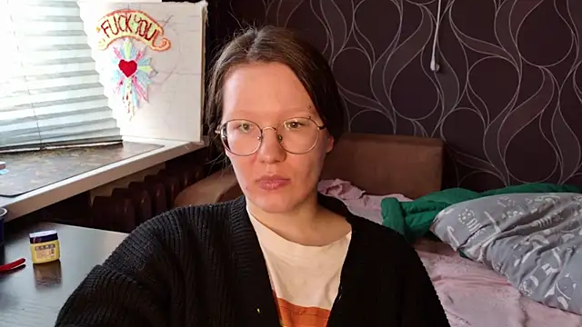 MiriamOr online show from October 4, 2025, 8:16 am