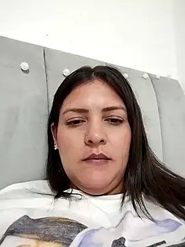 Mia Hampton online show from October 10, 2025, 7:58 pm