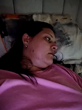 Mia Hampton online show from September 13, 2025, 4:07 pm