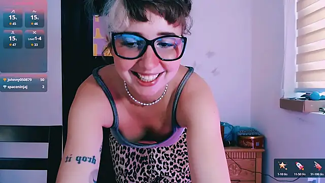 Cosmo Riri online show from March 18, 2026, 7:33 am