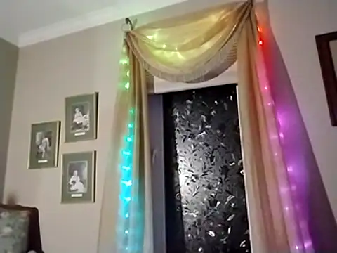 MaxSpadeErotica online show from March 10, 2026, 4:27 am