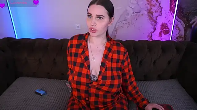 Snapshot of JeysyPotter chatting on February 28, 2025, 2:20 pm JeysyPotter online show from February 28, 2025, 2:20 pm