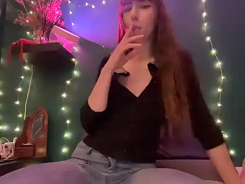 Snapshot of MistyParadiso chatting on February 24, 2025, 6:04 pm MistyParadiso online show from February 24, 2025, 6:04 pm