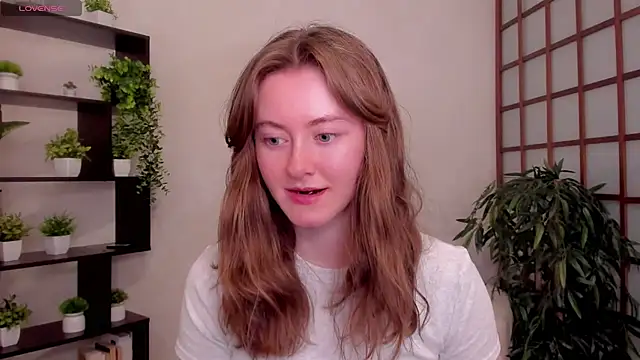KateCuddle online show from July 29, 2026, 2:11 am