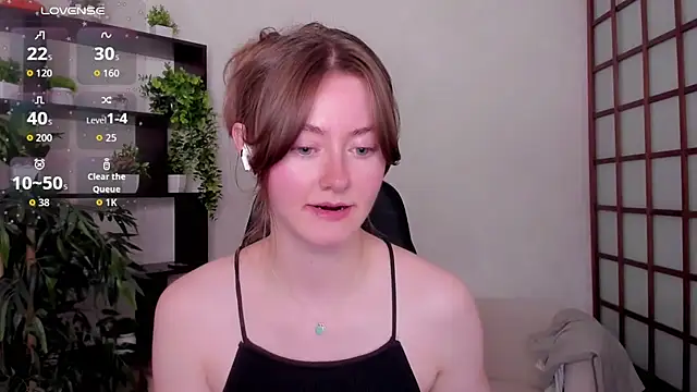 KateCuddle online show from July 10, 2026, 2:11 am