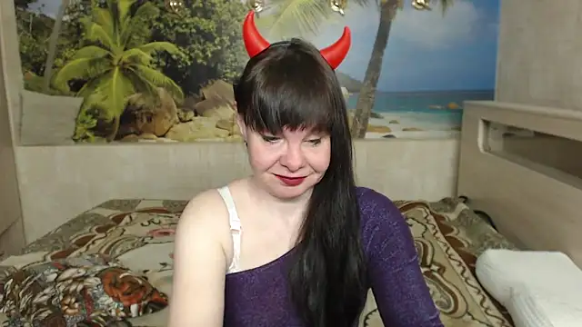 Aphelandra online show from April 21, 2026, 12:01 pm