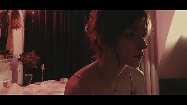 WebCora online show from November 16, 2025, 6:12 pm