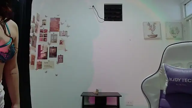 InocentHeaven1 online show from February 25, 2026, 12:16 pm