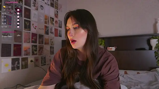 itssophiie online show from September 22, 2025, 5:30 pm