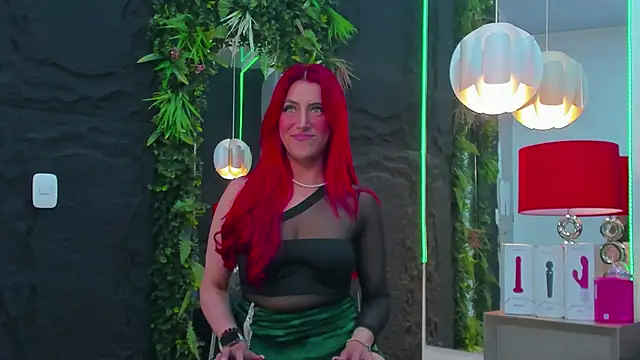 AllissaBrowm online show from February 13, 2026, 4:07 pm