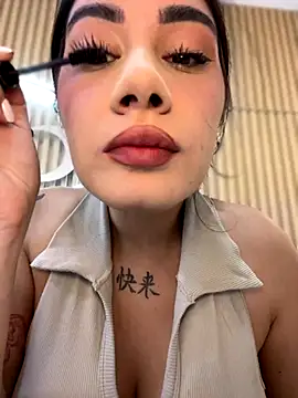 clarachanelricek online show from October 4, 2025, 7:04 pm