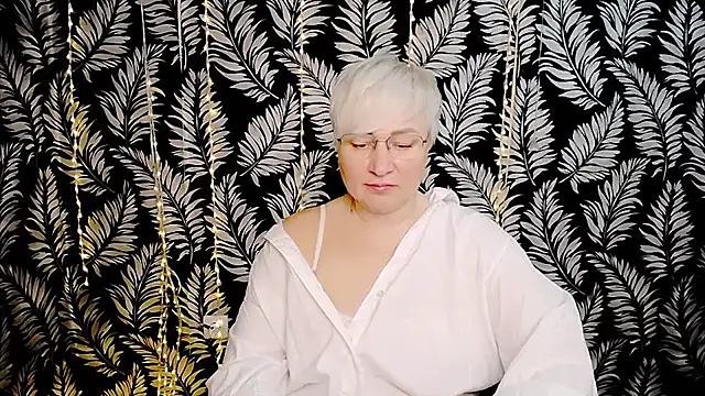 Olivia playful online show from May 15, 2026, 10:24 am