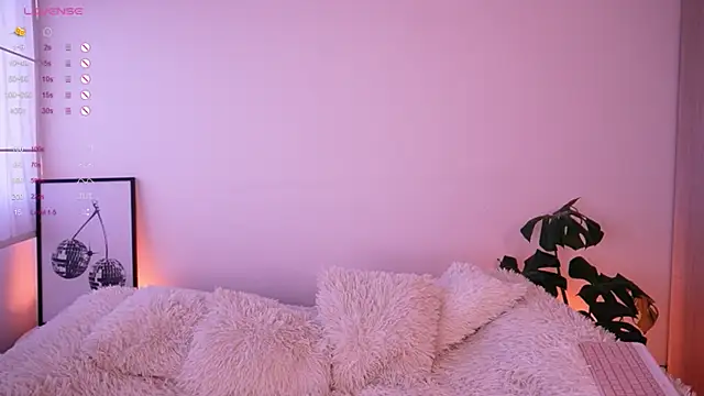 Snapshot of annie24_evans chatting on January 17, 2025, 9:39 pm annie24 evans online show from January 17, 2025, 9:39 pm