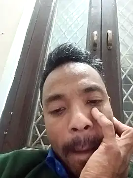 Snapshot of Lent_Medium chatting on December 3, 2025, 3:22 pm Lent Medium online show from December 3, 2025, 3:22 pm