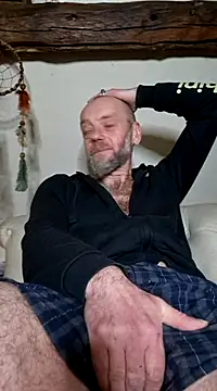 eddouxxx78 online show from March 13, 2025, 4:56 pm