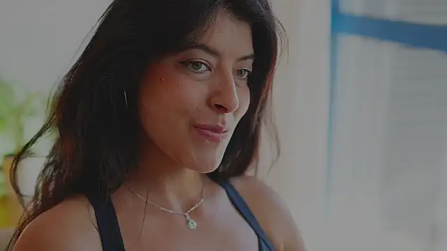 anabelcurvy online show from November 3, 2025, 2:42 pm