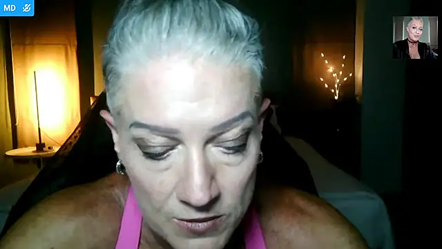 Devon2020 online show from March 4, 2026, 12:02 pm