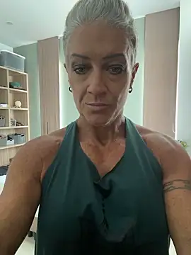 Devon2020 online show from April 15, 2026, 7:14 am