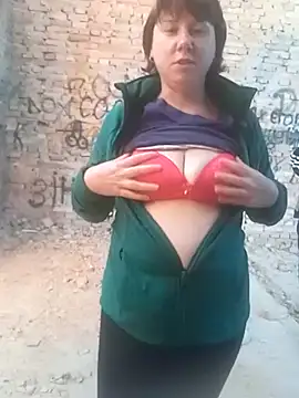 explored romantic online show from September 25, 2025, 12:33 pm