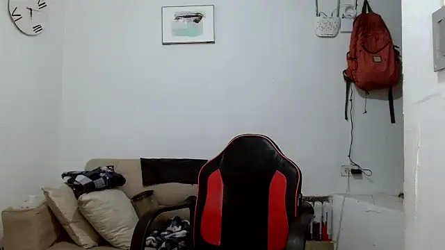 angelamarie1 online show from March 6, 2026, 12:11 pm