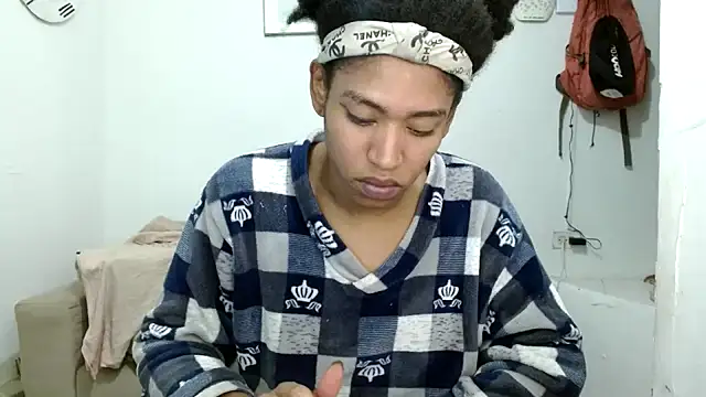 angelamarie1 online show from February 27, 2026, 8:03 am