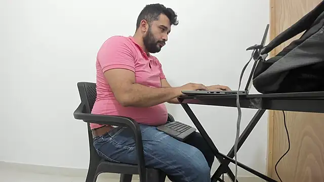 isearchcompany online show from September 26, 2025, 10:27 pm