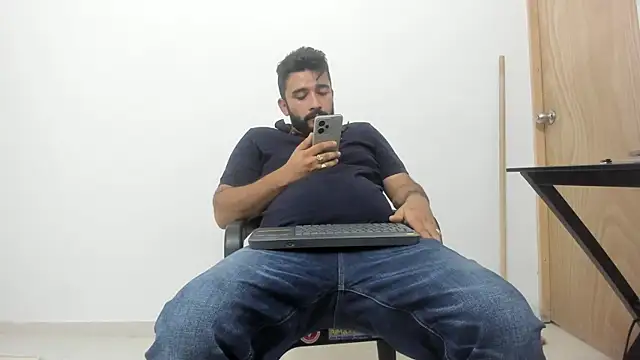 isearchcompany online show from November 17, 2025, 8:57 pm