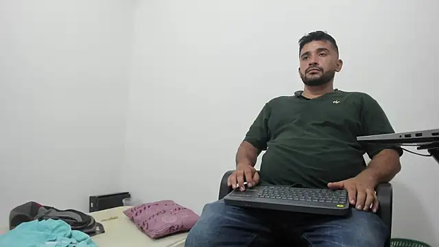 isearchcompany online show from December 16, 2025, 1:21 am