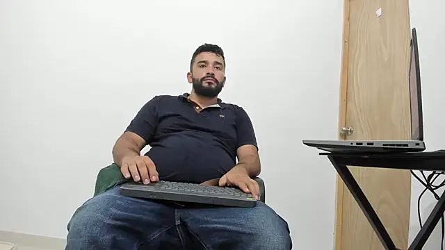 isearchcompany online show from November 4, 2025, 2:04 am