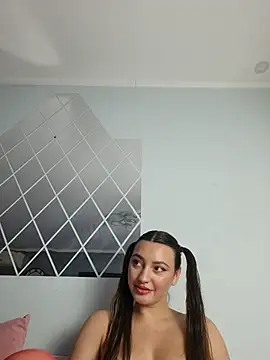 Snapshot of LucyKims chatting on July 3, 2026, 3:40 pm LucyKims online show from July 3, 2026, 3:40 pm