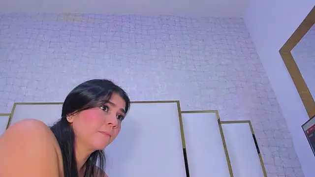 paola rodriguez online show from December 5, 2025, 11:09 am