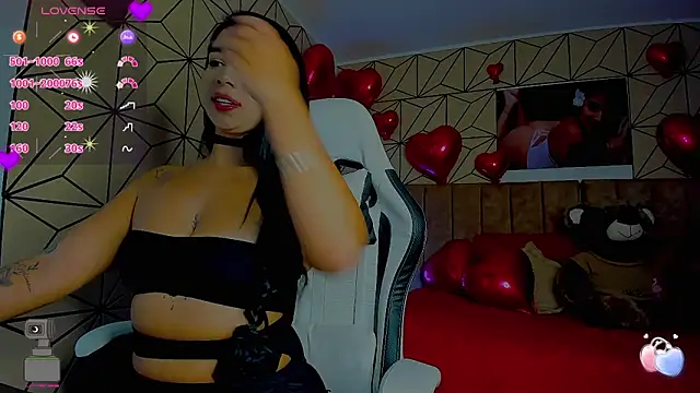 Snapshot of vane_lopez_ chatting on February 14, 2026, 10:21 pm vane lopez online show from February 14, 2026, 10:21 pm