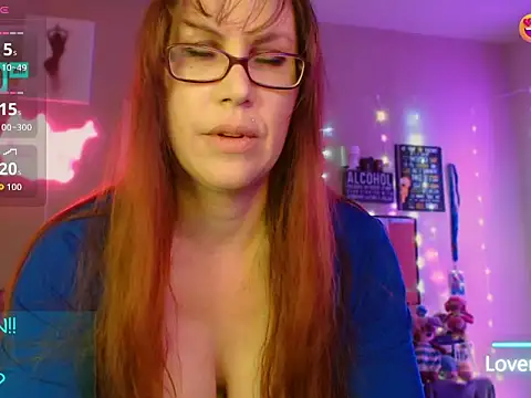 Snapshot of EmmaIsHere chatting on February 19, 2026, 2:36 pm EmmaIsHere online show from February 19, 2026, 2:36 pm