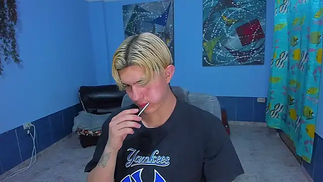 patrik 027 online show from November 9, 2025, 3:21 am