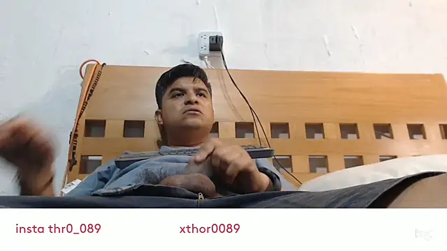 Snapshot of thor000089 chatting on May 6, 2026, 2:04 am thor000089 online show from May 6, 2026, 2:04 am