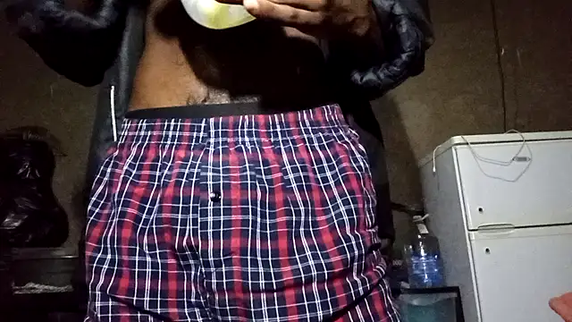 clintsix online show from September 12, 2025, 10:31 pm