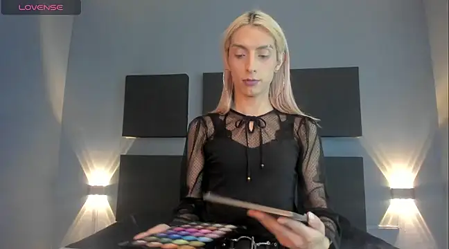 Victoria Badgal  online show from January 14, 2025, 8:15 pm