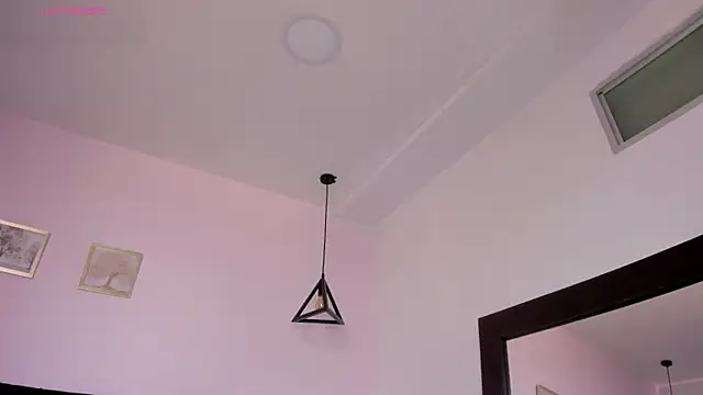 CeliWoods online show from October 28, 2025, 12:04 pm