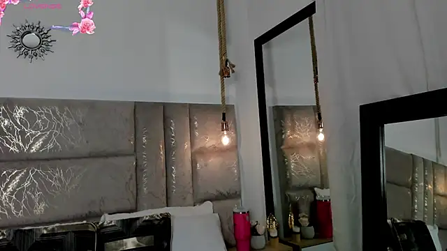 CeliWoods online show from April 7, 2026, 11:01 am