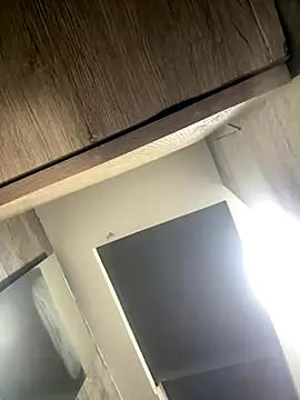 CeliWoods online show from December 14, 2025, 10:10 am