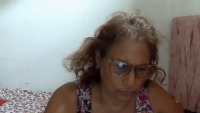 Snapshot of charrysexy1 chatting on February 7, 2026, 6:38 pm charrysexy1 online show from February 7, 2026, 6:38 pm