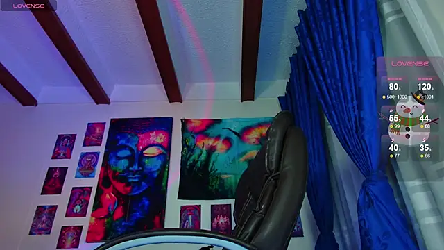 Snapshot of dimitri-bilak chatting on December 22, 2024, 1:34 am dimitri-bilak online show from December 22, 2024, 1:34 am