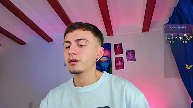 Snapshot of dimitri-bilak chatting on September 13, 2025, 3:17 am dimitri-bilak online show from September 13, 2025, 3:17 am