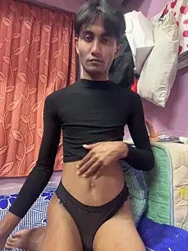 Snapshot of Sexyslimguyy chatting on May 20, 2026, 12:57 pm Sexyslimguyy online show from May 20, 2026, 12:57 pm