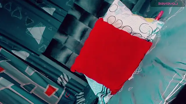 CharlotteBigCock online show from April 23, 2026, 2:19 pm