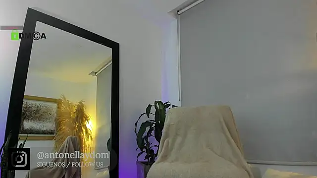 Snapshot of antonella_dom1 chatting on December 18, 2025, 11:41 pm antonella dom1 online show from December 18, 2025, 11:41 pm