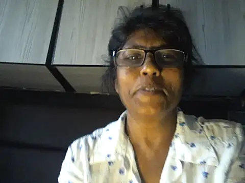 Snapshot of MsAttitude chatting on February 13, 2026, 7:19 am MsAttitude online show from February 13, 2026, 7:19 am