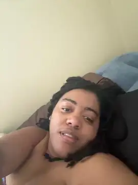 thick Queen33 online show from December 4, 2024, 6:44 pm